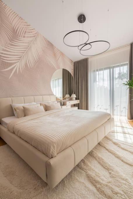 Luxurious Penthouse With Parking 公寓